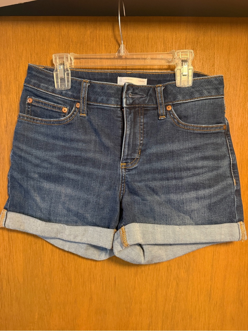 LC Lauren Conrad cuffed short size 4